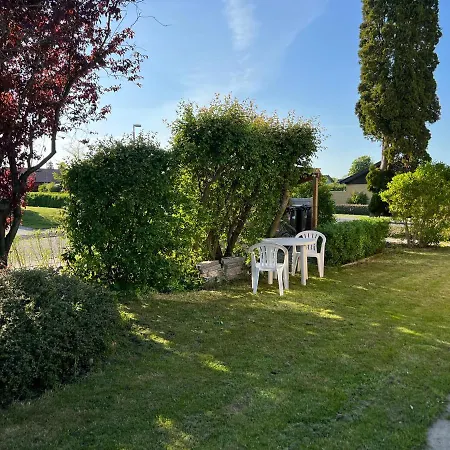 Private Fully Functional In A Near Forrest Apartament